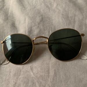 Ray-Ban Round Metal Sunglasses